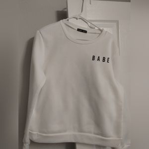 White sweatshirt size xl